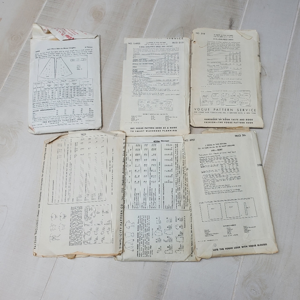 VINTAGE 1950s sewing pattern bundle - Picture 4 of 7